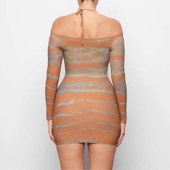 SKIMS JELLY SHEER OFF THE SHOULDER halter medium MINI DRESS bodycon long sleeve - Picture 3 of 5